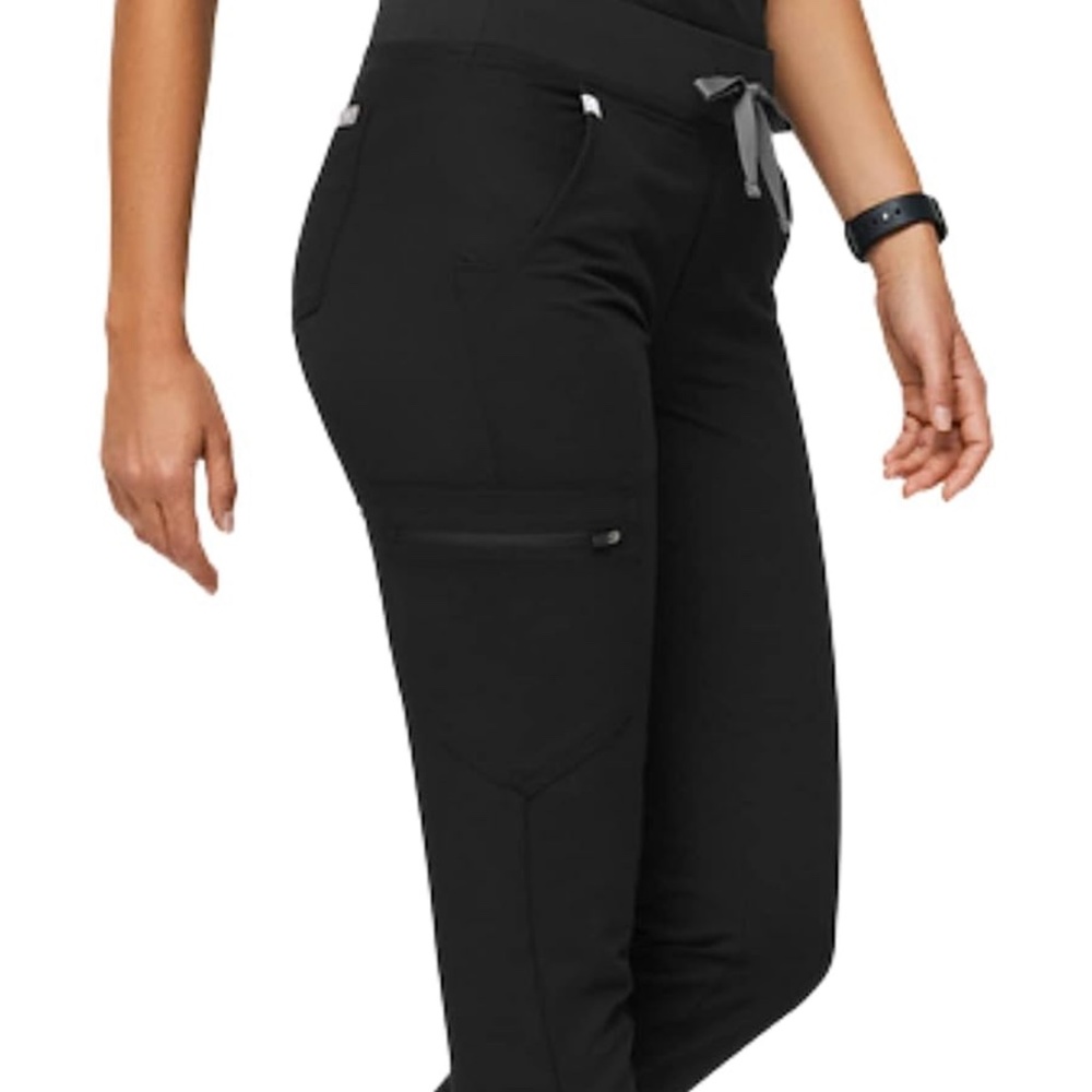 Figs Zamora Black Jogger Scrub pants